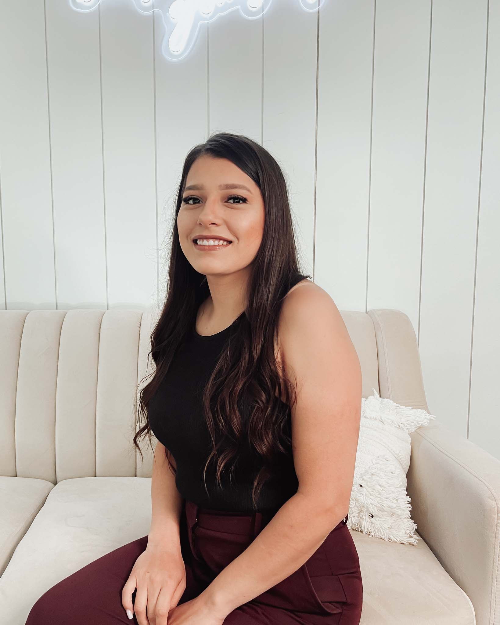 Josie – Garnet Lash